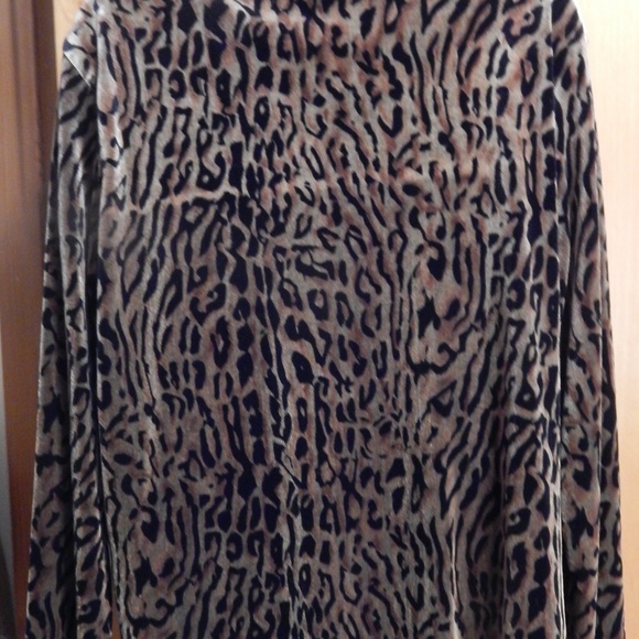 CLIO 2-PIECE VELOUR LEOPARD PRINT TOP, JACKET NWOT - Picture 2 of 6